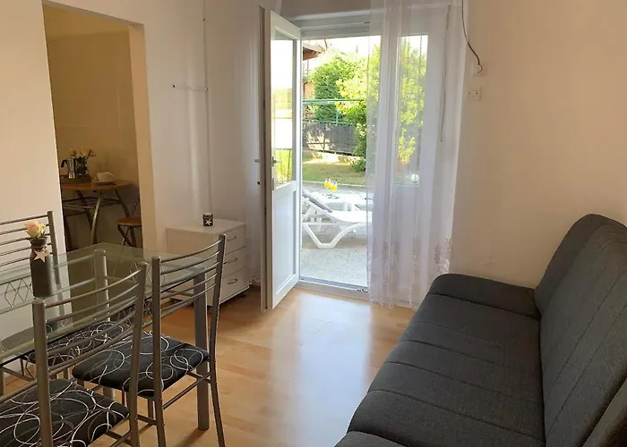 公寓 Apartmaji Amitis